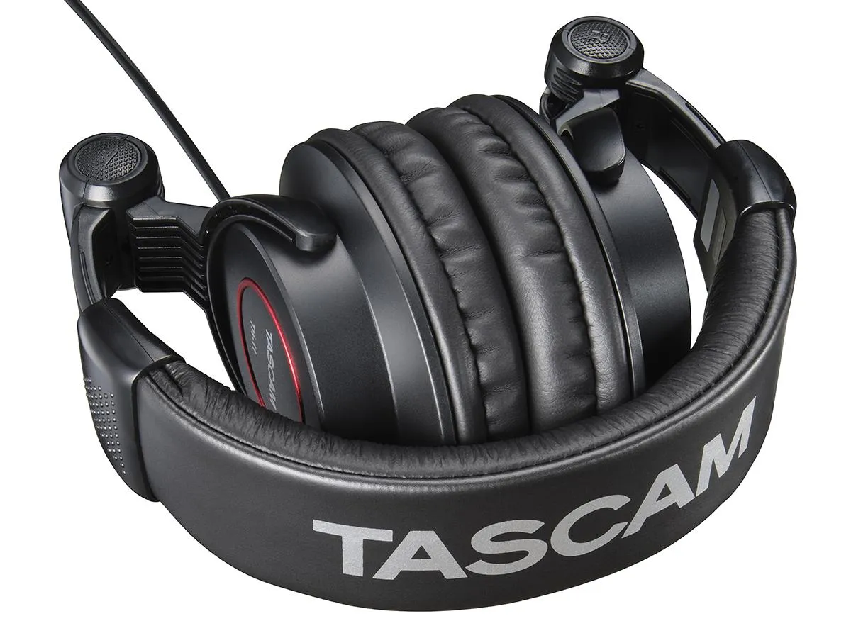 Tascam TH-11