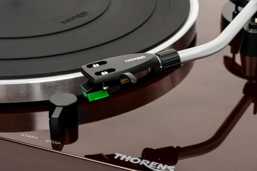Thorens TD 204 Walnut