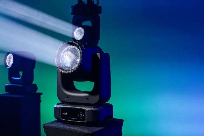 Showtec Xpression 2000B Beam