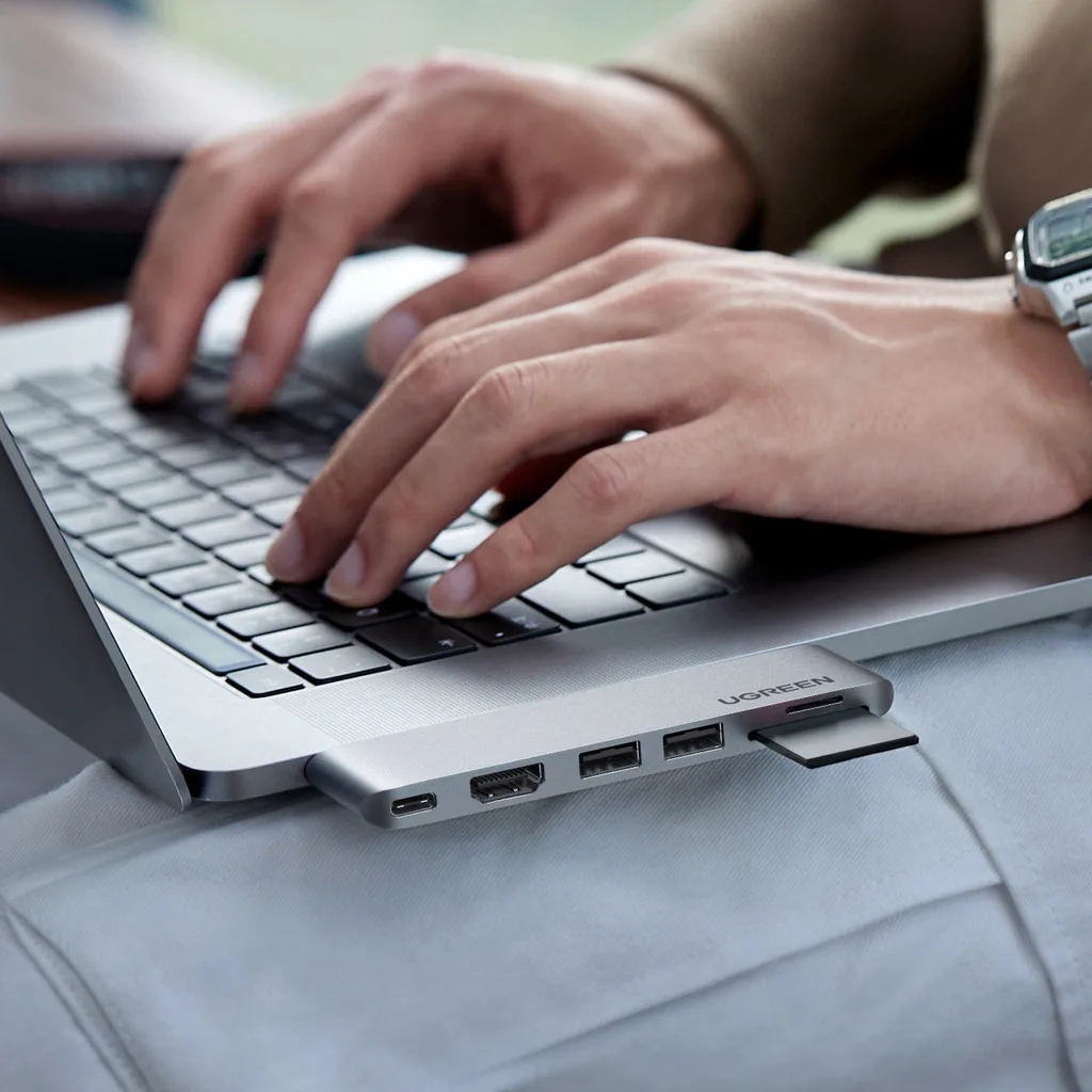 Ugreen CM380 USB-C Hub Apple MacBook Air/Pro