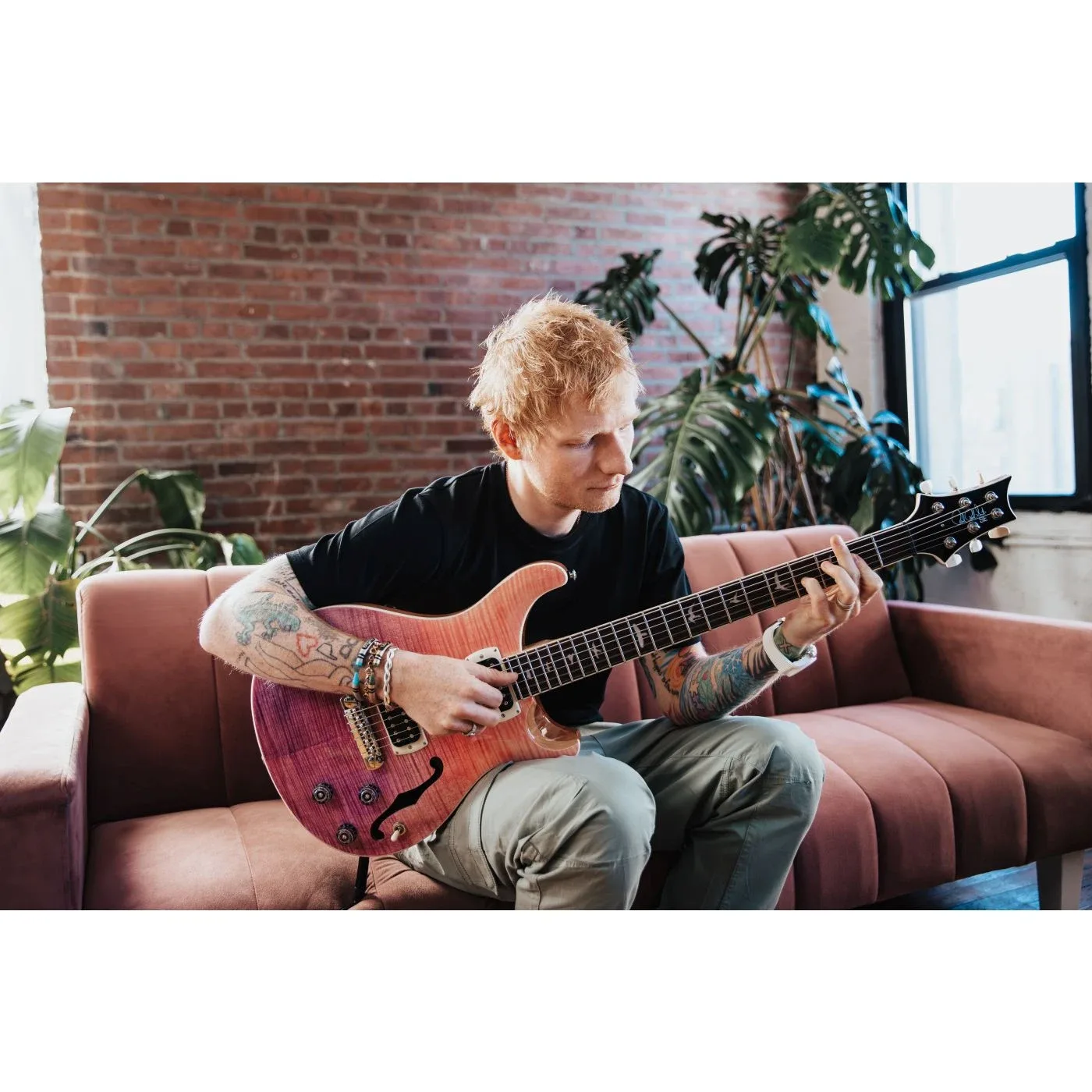 PRS SE Ed Sheeran Hollowbody Pink Ombre