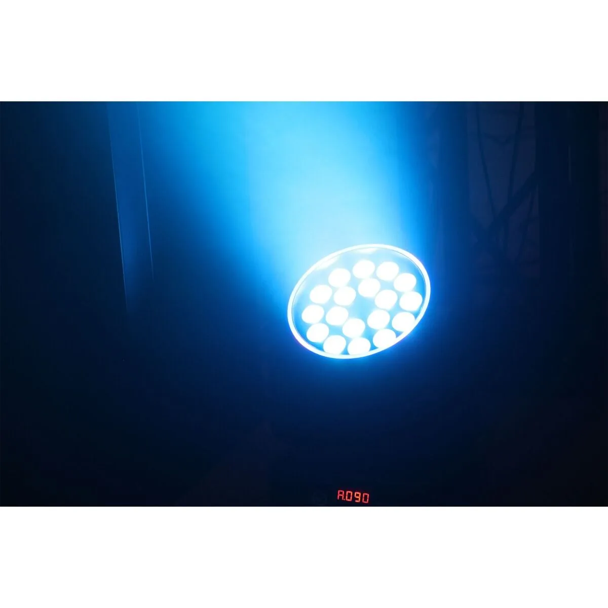 Light4me Sky Wash 18x10W RGBW