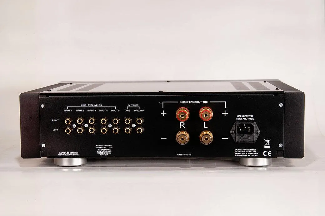 Sugden Audio A21SE Signature