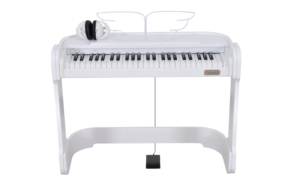 Artesia AC49WHT White piano incl. stand