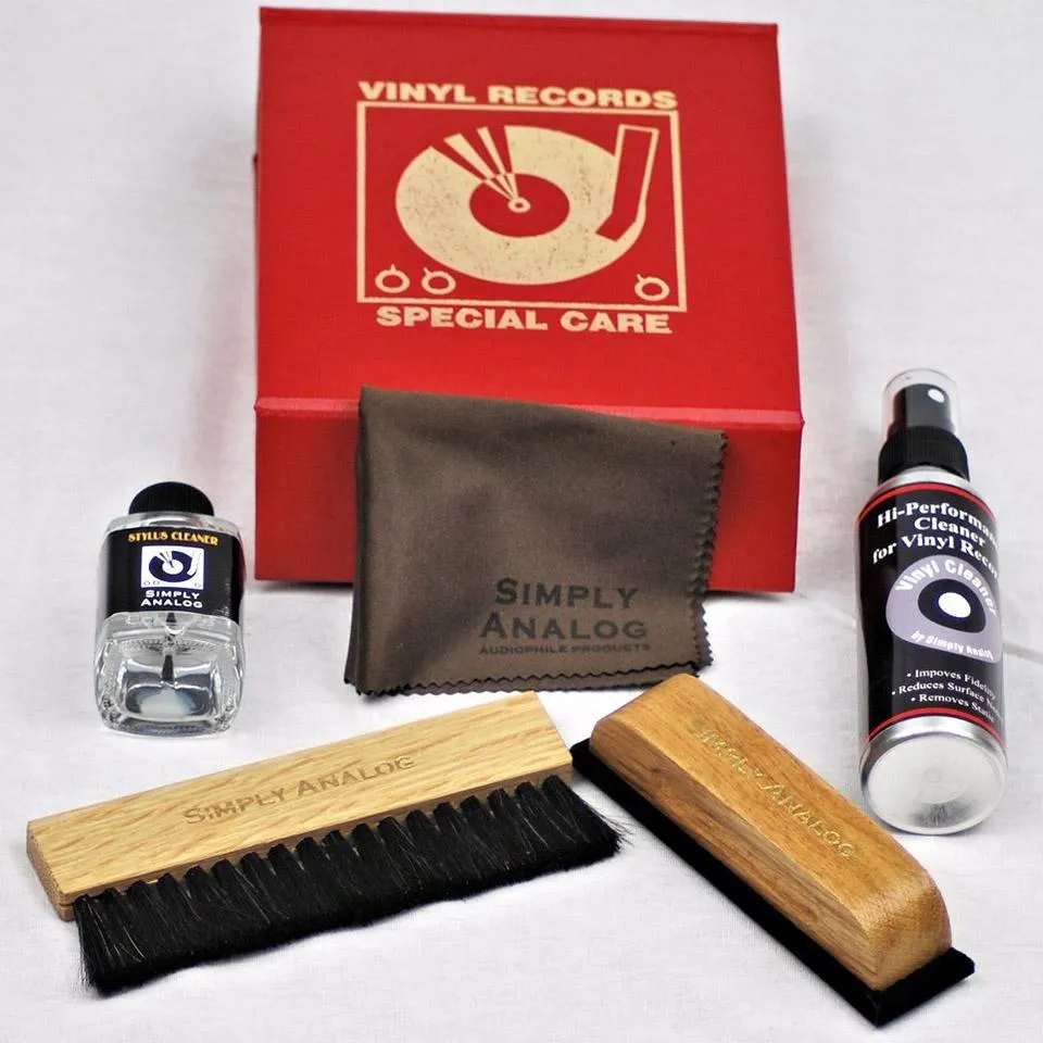 Simply Analog Vinyl Cleaning Boxset Dlx Ed. Red Faulty Leather